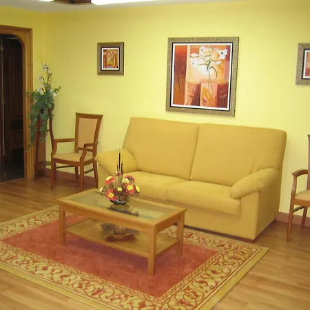 Hotel Chola *