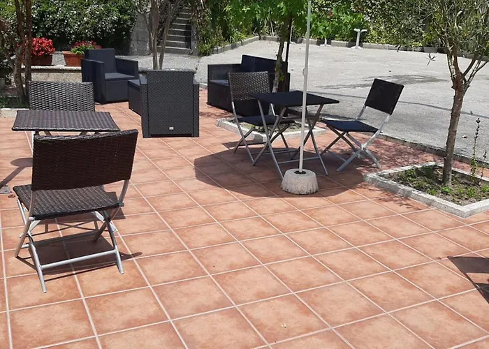 Ξενοδοχείο Chola *