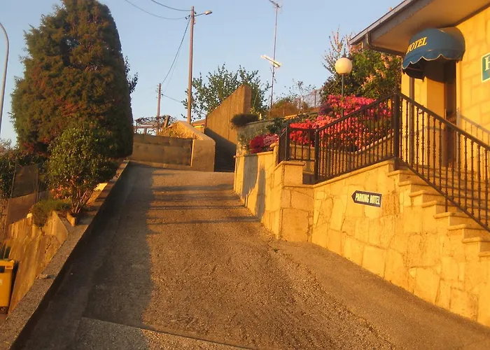 Ξενοδοχείο Chola *