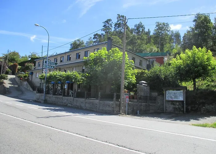 Ξενοδοχείο Chola